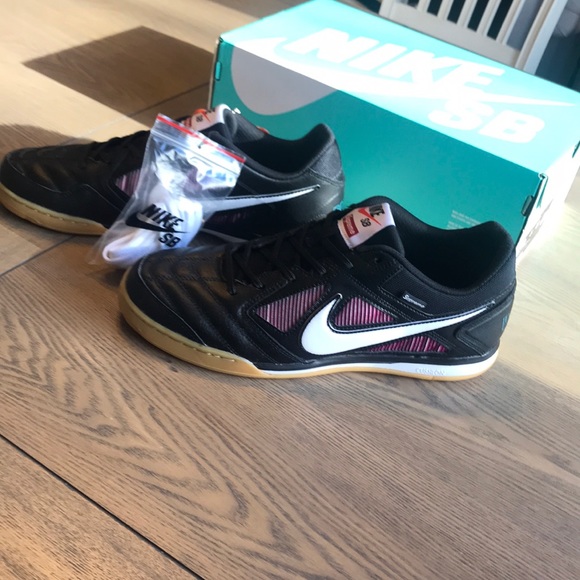 🆕 Supreme x Nike SB Gato Sz 10 Black/White/Teal - Picture 4 of 8
